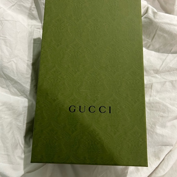 Gucci Loafers - Picture 5 of 8